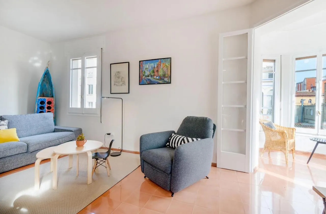 Apartamento New Top Floor Apt With A Lot Of Light & Aircon Gerona España