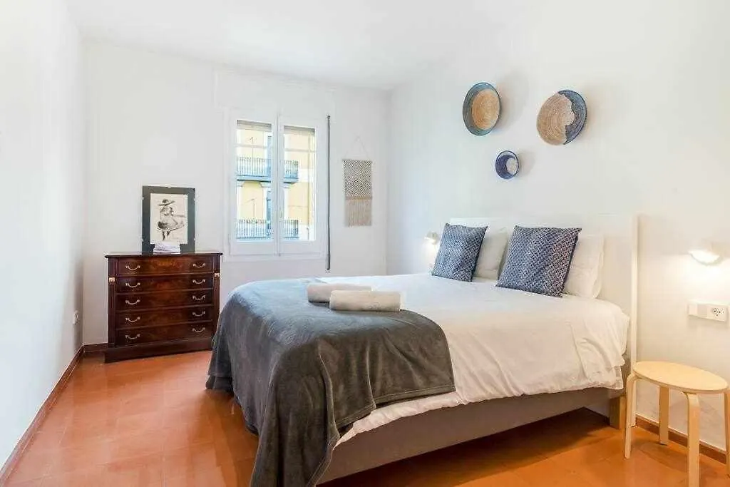 New Top Floor Apt With A Lot Of Light & Aircon Gerona España