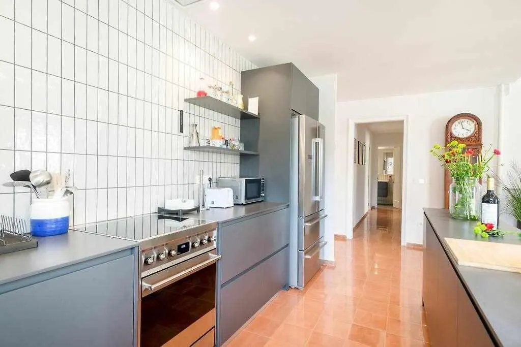 Apartamento New Top Floor Apt With A Lot Of Light & Aircon Gerona España