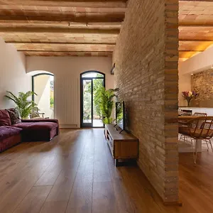 Apartamento Bravissimo Placa De La Independencia Garden View, With Large Terrace, Gerona